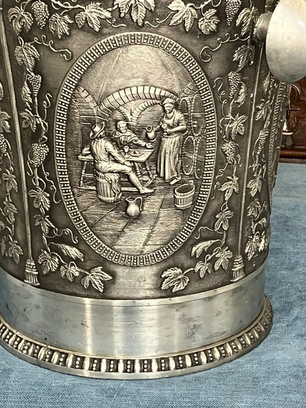Artina SKS Carved Pewter Champagne Ice Bucket Weinlese – USED, Good Condition